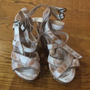 Like-New Ben Stu Wedges